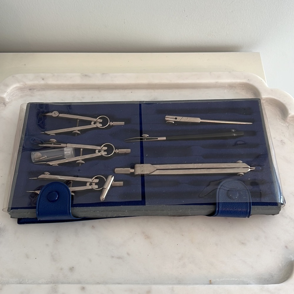 Vintage Basic Student Drafting Instrument Set